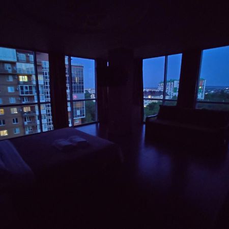 Micromegas Apartments チェルニウツィー エクステリア 写真