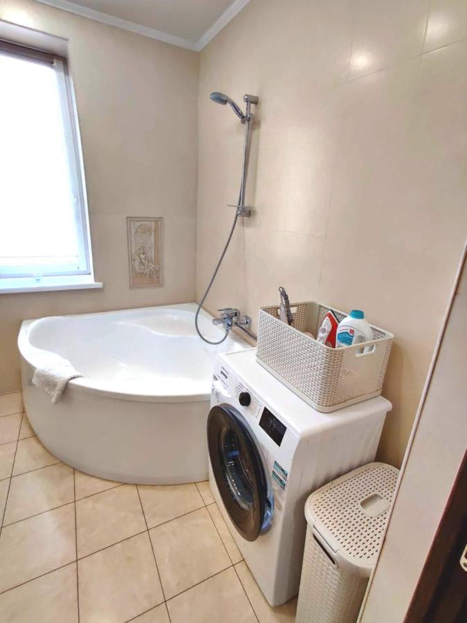 Micromegas Apartments チェルニウツィー エクステリア 写真